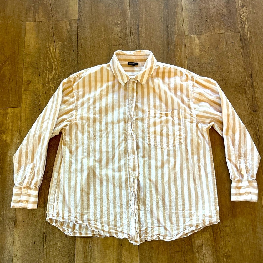 Dynamite Beige & White Striped Button-Up Shirt - Size Large